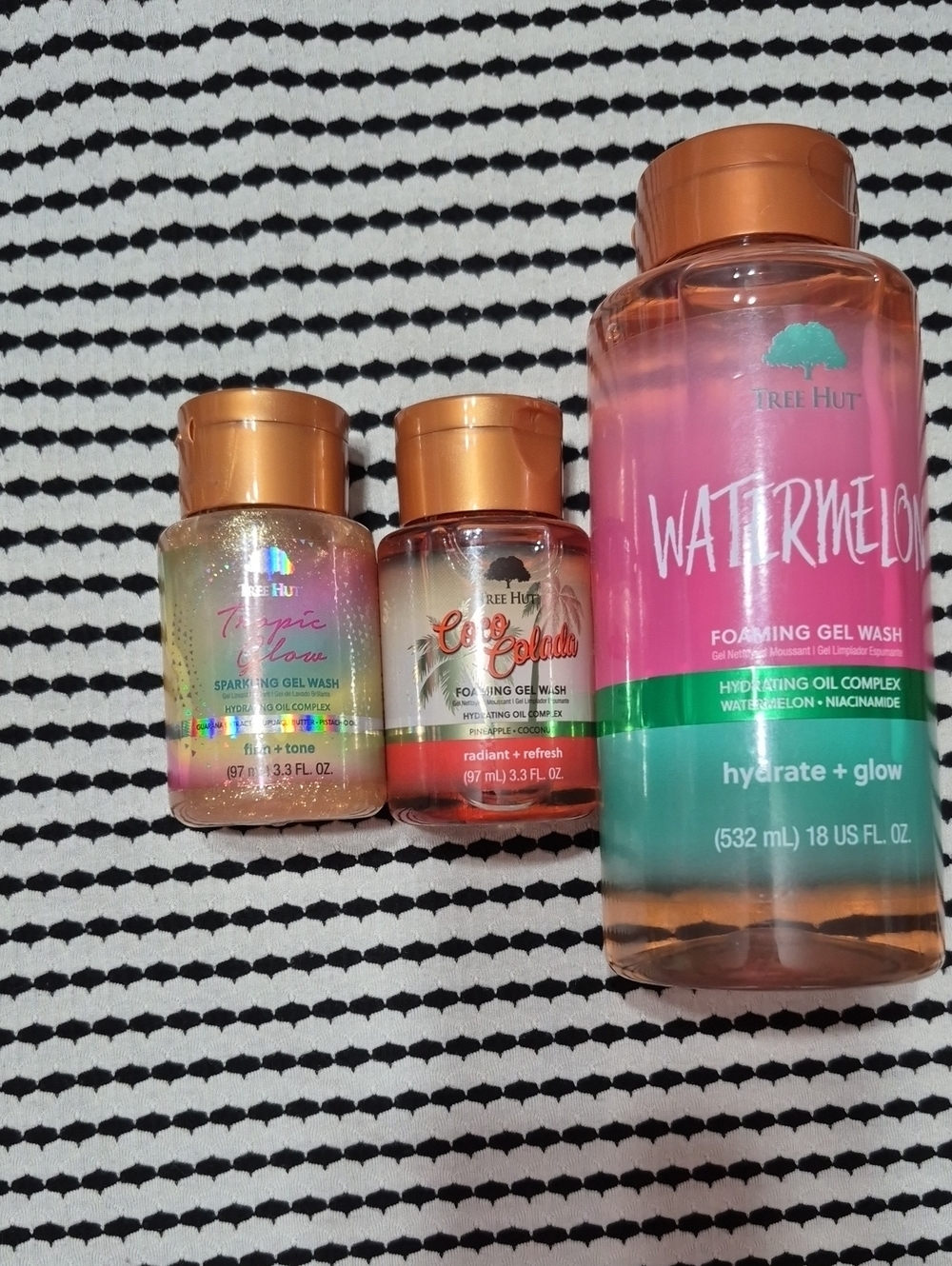 Tree Hut Watermelon Foaming Gel Wash - Hydrate + Glow (Pink/Green)